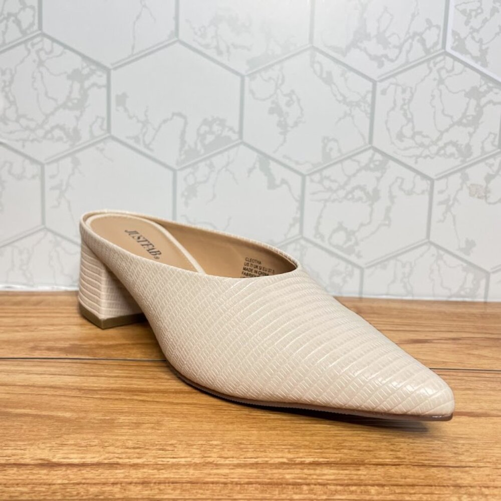 JustFab Cream Textured Pointed Toe Block Heel Mule Chic Neutral Slip On Heels